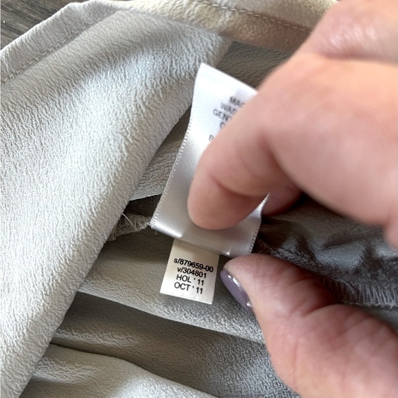 Women’s Banana Republic Gray Sleeveless Cross Front & Back Peplum Top Sz 10 - Picture 10 of 13